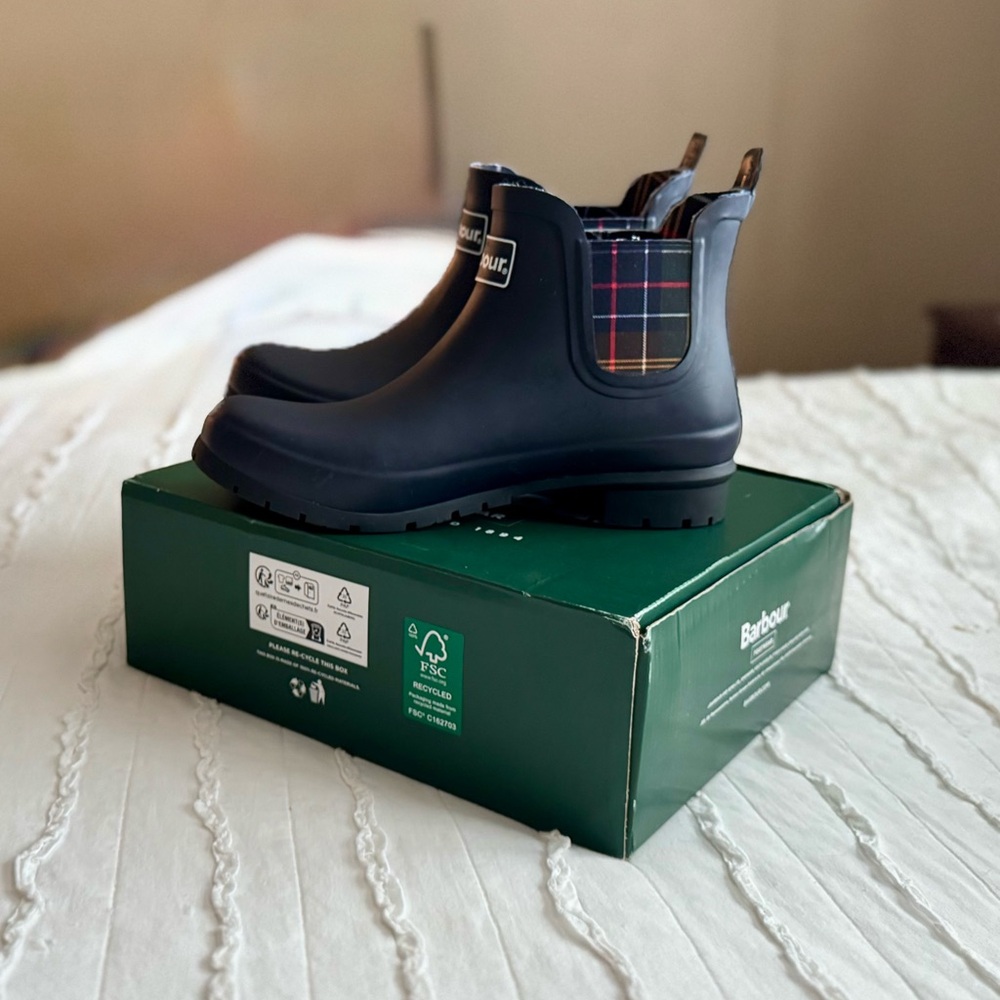 BARBOUR Womens Wellingtons Boots-Navy-size  US 10